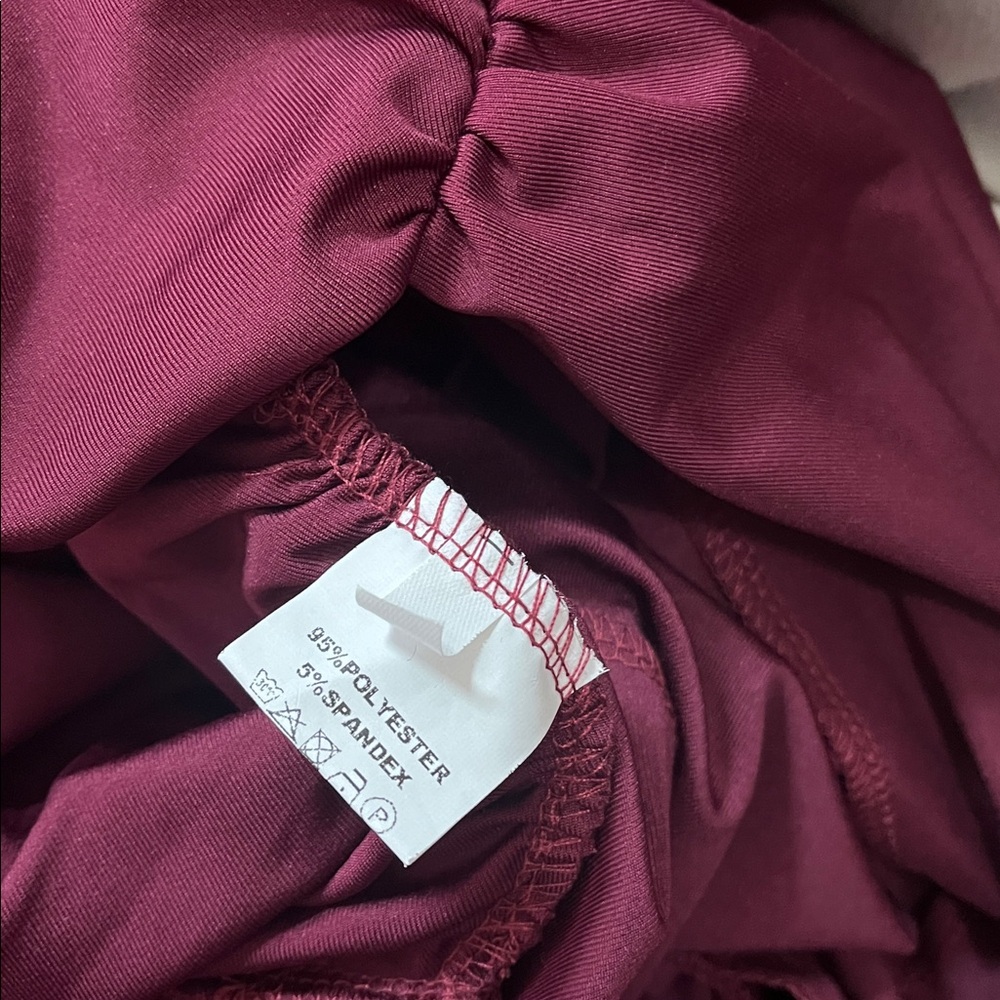 NWOT Elegant Wine Long Sleeve Jumpsuit - Picture 8 of 9